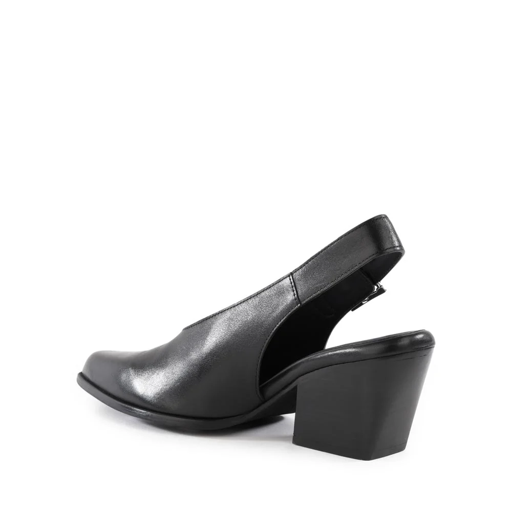 Baby-Faced Heel - Image 3