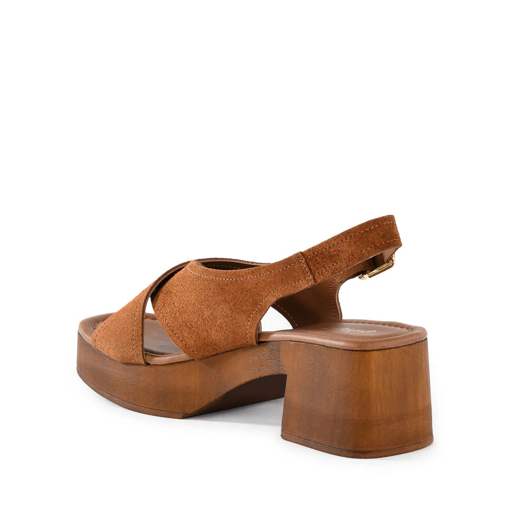 Heart Of Gold Heel - Image 8