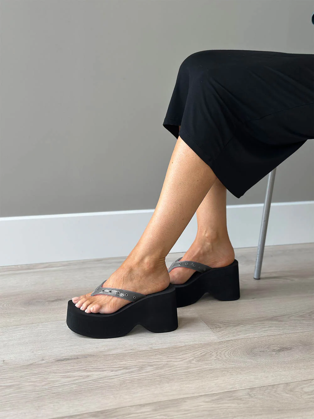 High Tide Sandal - Image 6