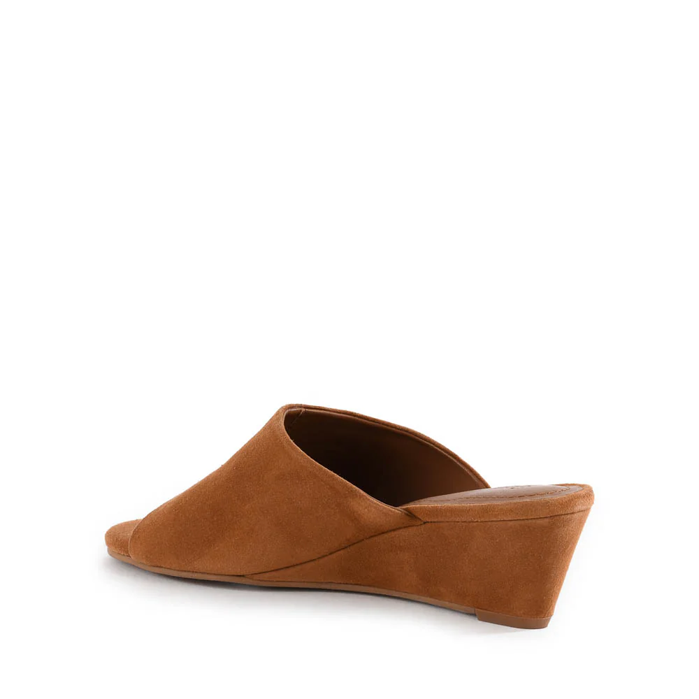 Isn't She Lovely Wedge - Image 4