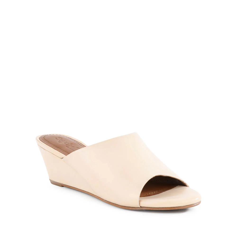 Isn't She Lovely Wedge - Image 7