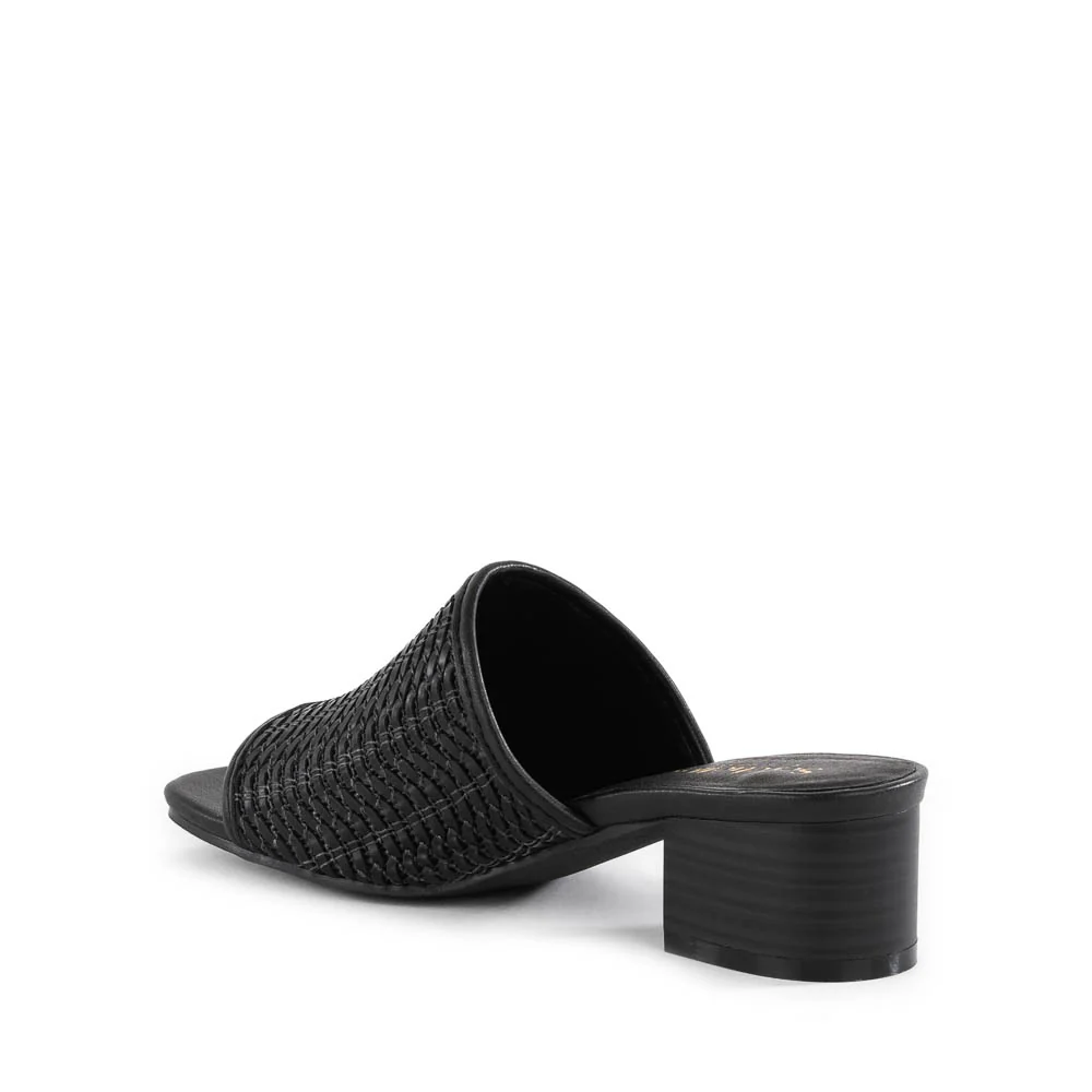 Pepper II Sandal - Image 16